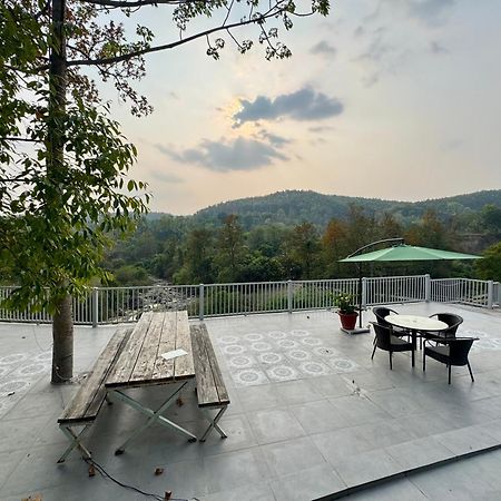 Saraiville- Luxury Riverside Cottages Ντεχραντούν Εξωτερικό φωτογραφία