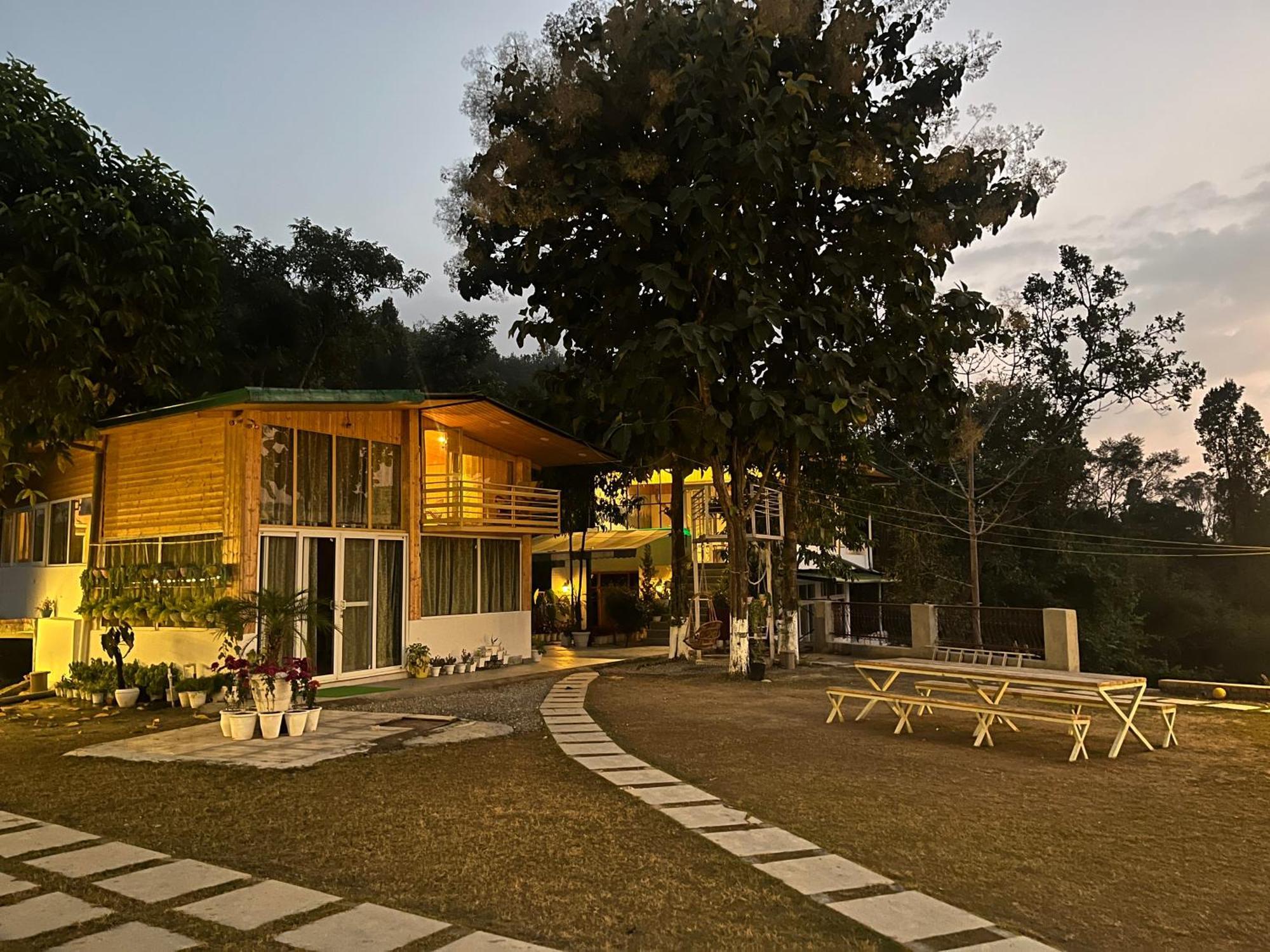 Saraiville- Luxury Riverside Cottages Ντεχραντούν Εξωτερικό φωτογραφία
